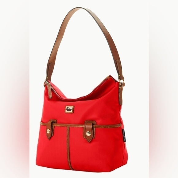 BNWT Red Dooney and Bourke Canvas Sac With Leather Shoulder Strap and Trim - Picture 1 of 11